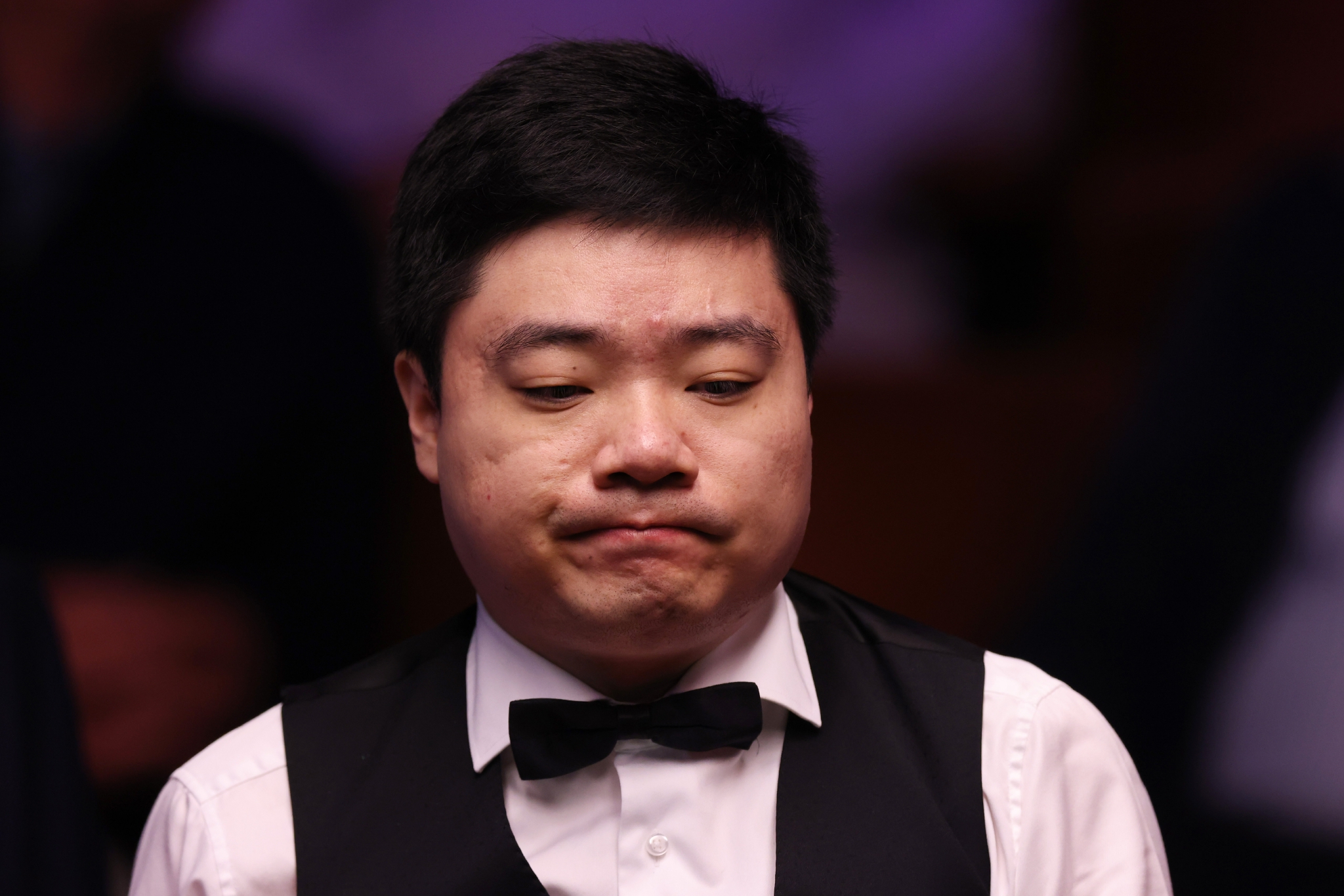 尔图瓦在采 尔图瓦在采